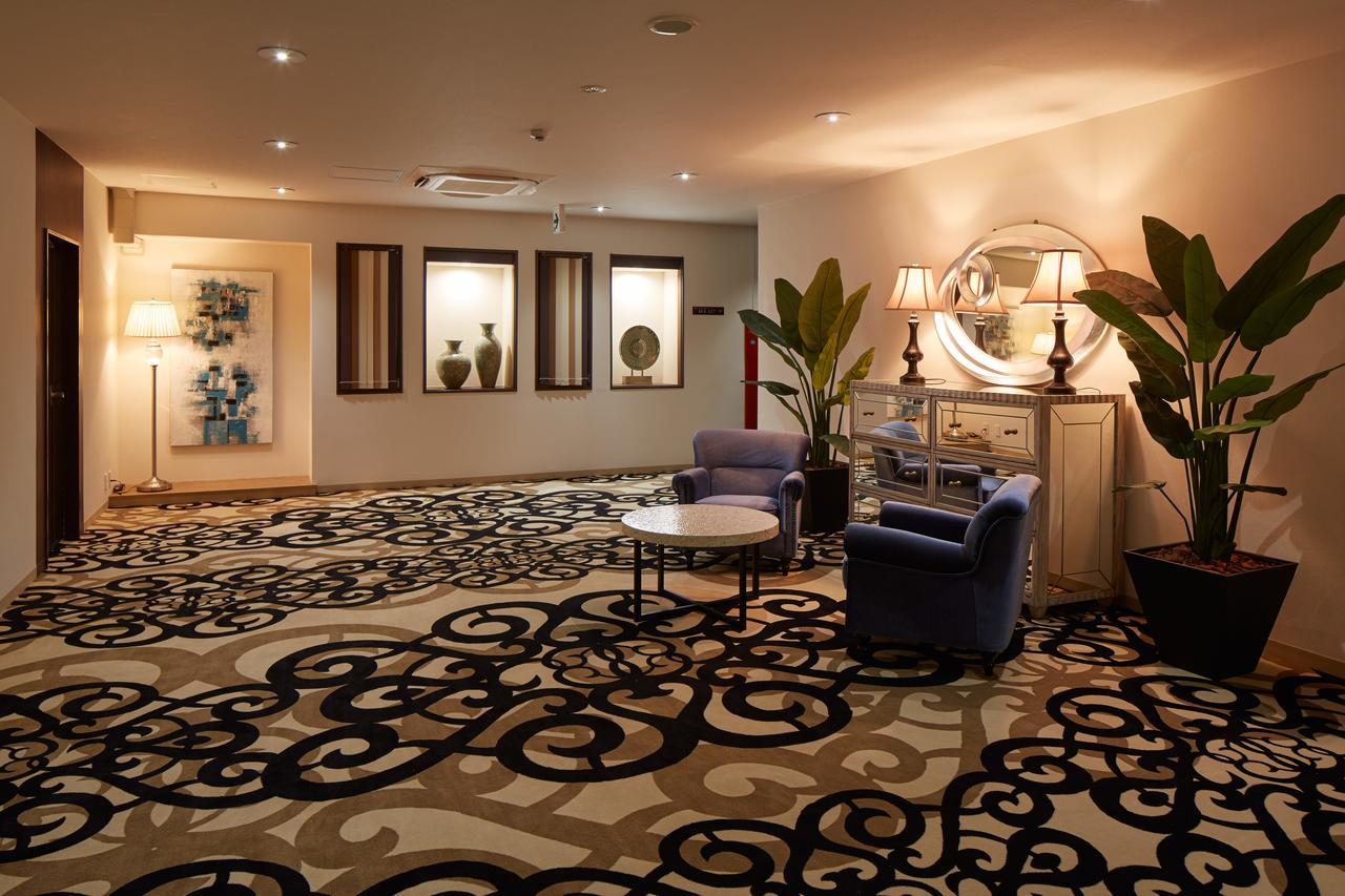 Centurion Hotel Resort Okinawa Nago City Bagian luar foto