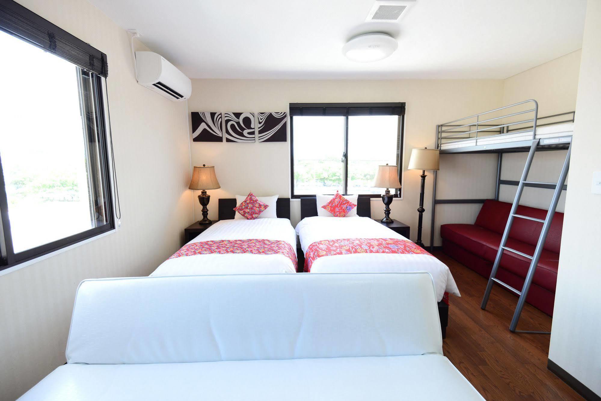 Centurion Hotel Resort Okinawa Nago City Bagian luar foto